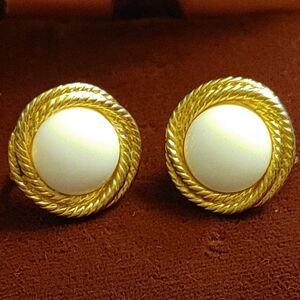 VTG Napier Gold Rope Trimmed White Round Clip & Screw Earrings